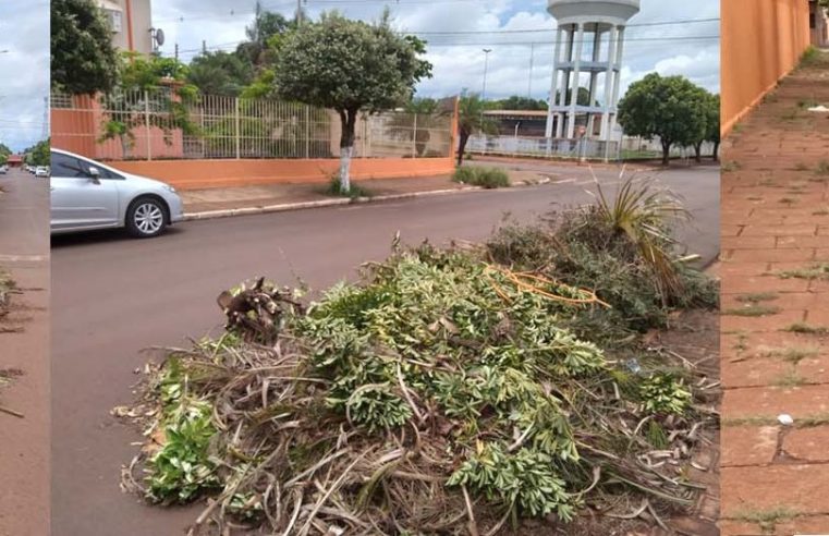 Em Guaira: Com aulas retornando na quarta-feira, 2, população denuncia acumulo de lixo no entorno da Escola Enoch