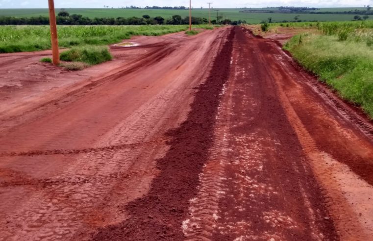 Em Guaíra: Por meio de convênio, Governo do Estado fará manutenção de estrados rurais do município