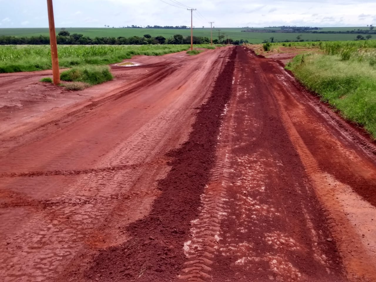 Em Guaíra: Por meio de convênio, Governo do Estado fará manutenção de estrados rurais do município