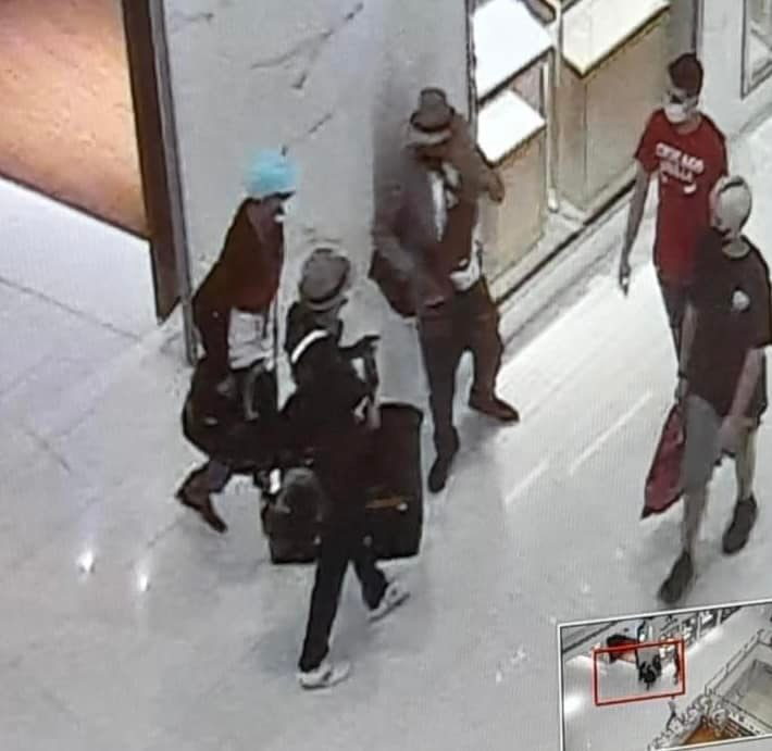 REGIÃO: BANDIDOS INVADEM SHOPPING DE RIO PRETO