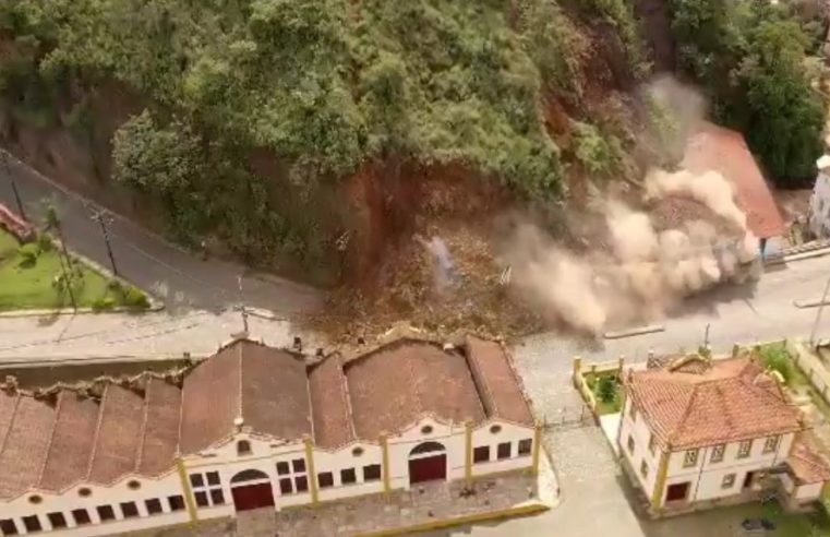 Em Minas Gerais: Vídeos registram deslizamento de encosta em Ouro Preto