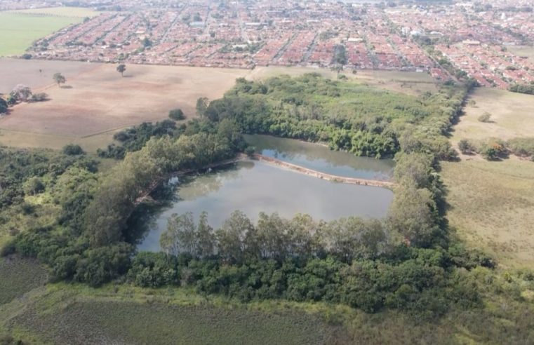 Em Guaíra: Carro de suspeito de furto na cidade é apreendido na Lagoa do Fogão. Construção de conjunto habitacional pode minimizar uso inadequado do local