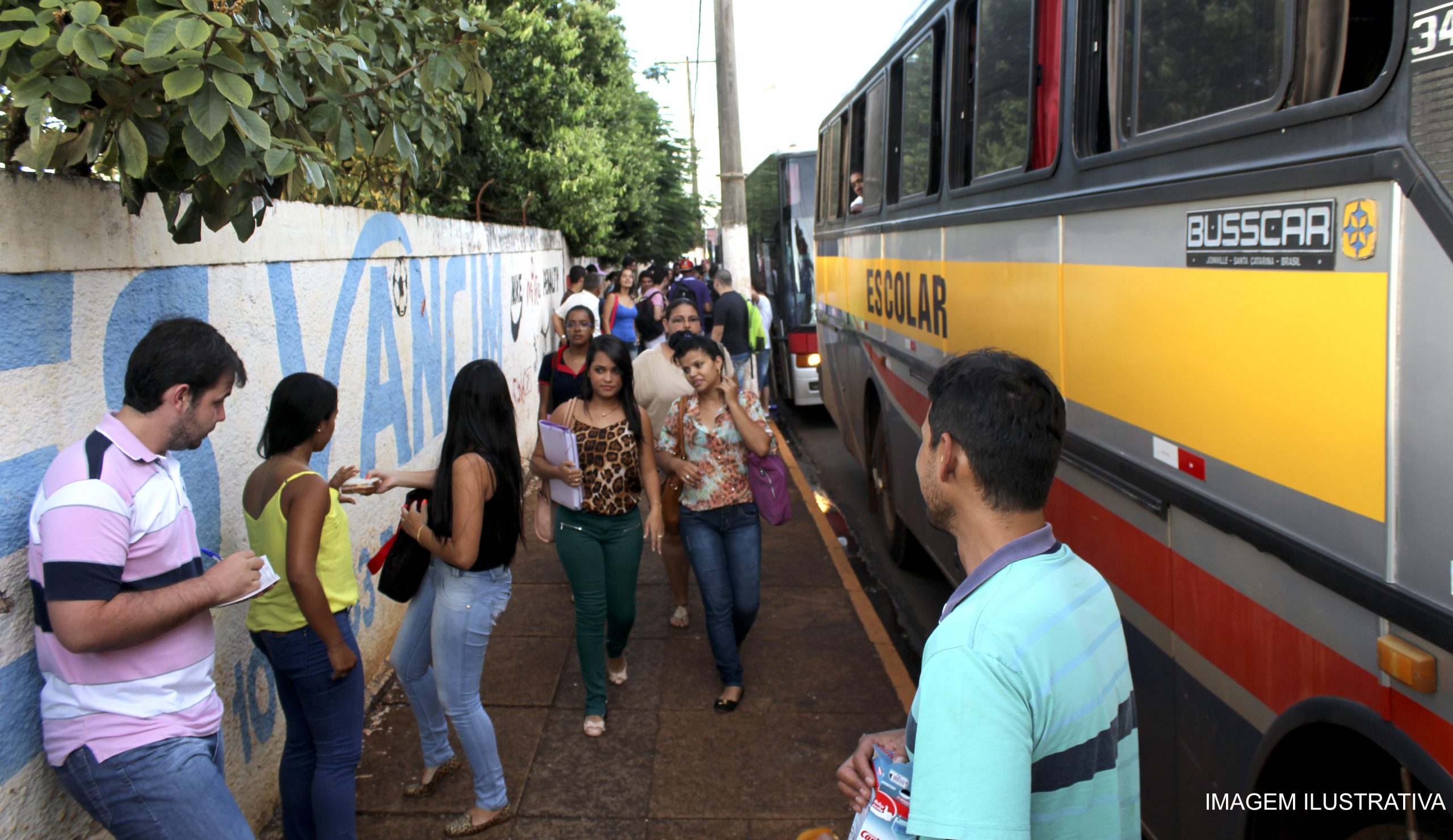 Em Guaíra: Diretoria de Educação inicia o repasse do auxílio transporte para estudantes inscritos