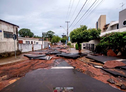 Em Barretos: Prefeitura desapropria quatro terrenos no bairro Primavera para canalização urbana