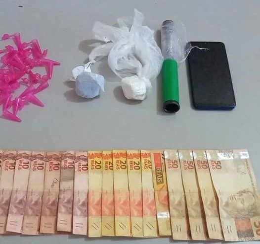 EM BARRETOS: JOVEM É DETIDO POR TRÁFICO DE DROGAS EM BARRETOS