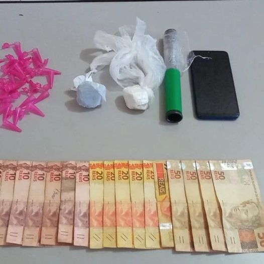 EM BARRETOS: JOVEM É DETIDO POR TRÁFICO DE DROGAS EM BARRETOS