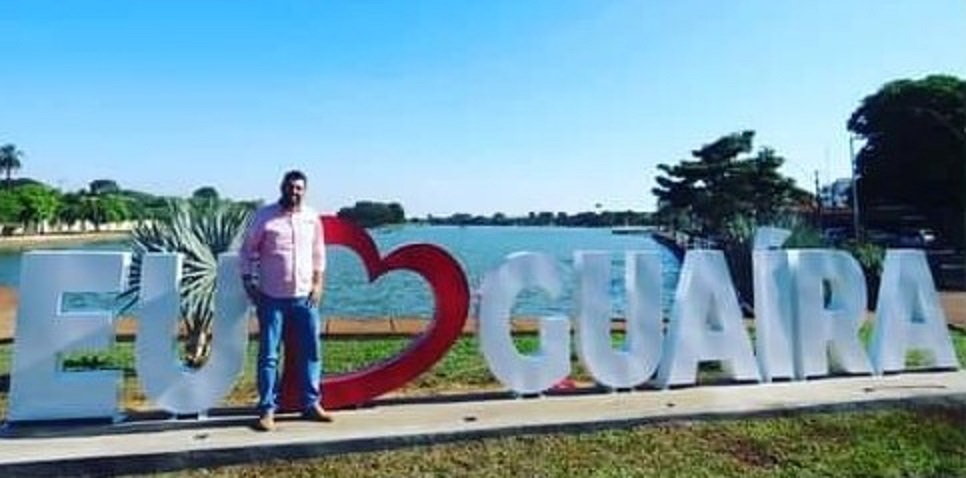 EM GUAÍRA: VEREADOR ANDRÉ GREGORIO INDICA INSTALAÇÃO DE RELÓGIO COM TERMOMETRO JUNTO AO LETREIRO “EU AMO GUAÍRA” NO PARQUE MARACÁ