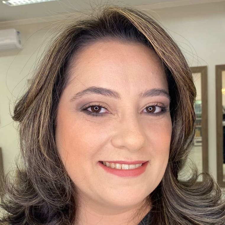 EM GUAÍRA: EXCLUSIVO: DRA. EMILIANA, PEDE DEMISSÃO DA ADMINISTRAÇÃO DO PREFEITO JUNÃO