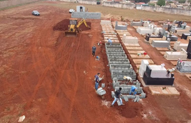 EM GUAÍRA: SETOR DE OBRAS INICIA A ABERTURA DE 74 NOVOS TÚMULOS NO CEMITÉRIO MUNICIPAL