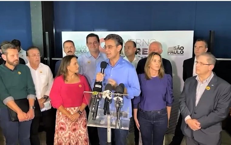 GOVERNADOR RODRIGO GARCIA ENTREGA 112 VEÍCULOS E EQUIPAMENTOS PARA GUAÍRA, BARRETOS E MUNICÍPIOS DA REGIÃO