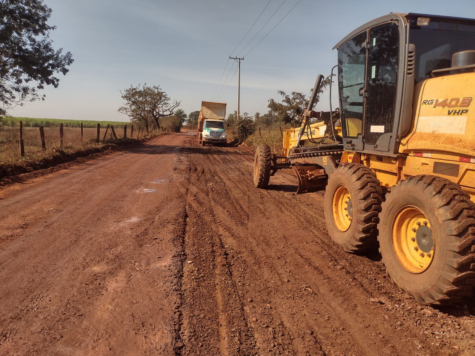 EM GUAÍRA: ESTRADA DA MATA PASSA POR MANUTENÇÃO DO DEPARTAMENTO MUNICIPAL DE ESTRADAS