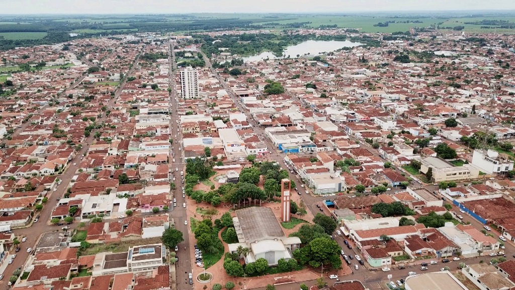 EM GUAÍRA: POR DECRETO, PREFEITO JUNÃO AUTORIZA EMISSÃO DE DIRETRIZES PARA NOVOS LOTEAMENTOS