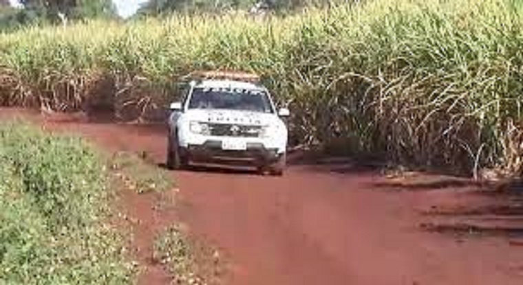 EM GUAÍRA: PATRULHA RURAL DA POLÍCIA MILITAR APREENDE SACOLA COM MACONHA NA ESTRADA DA MATA