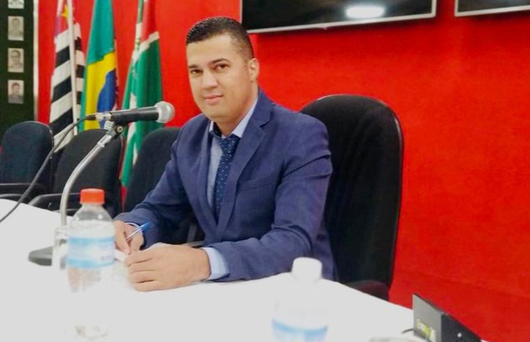 EM GUAÍRA: VEREADOR ANDERSON LIMA CONTINUA NA PRESIDÊNCIA DA CÂMARA MUNICIPAL