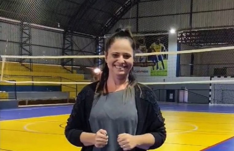 EM COLÔMBIA: ELIANA MARACÁ VISTORIA REVITALIZAÇÃO DE QUADRA ESPORTIVA DO MUNICÍPIO