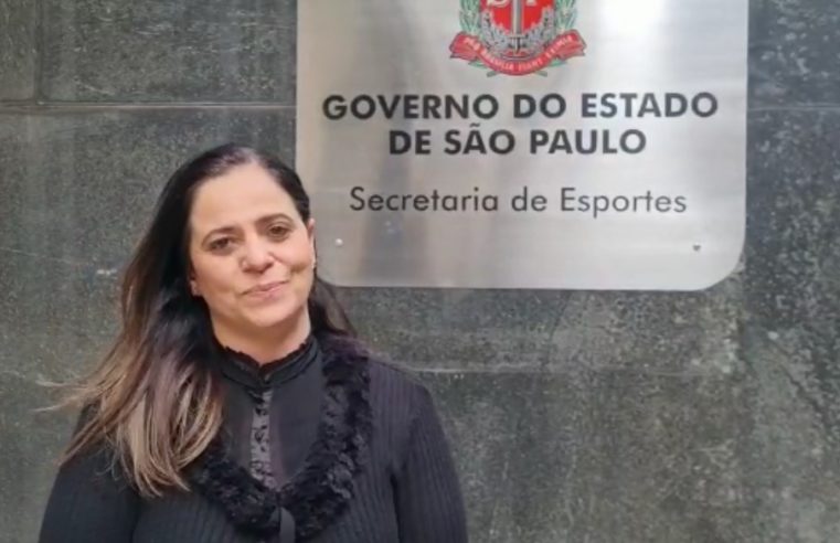 EM GUAÍRA: ELIANA MARACÁ LIDERA CARAVANA DE PREFEITOS À SECRETARIA DE ESPORTES DO ESTADO