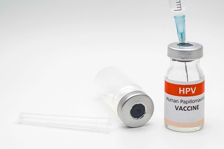 HPV: VACINAÇÃO É AMPLIADA PARA HOMENS DE ATÉ 45 ANOS IMUNOSSUPRIMIDOS