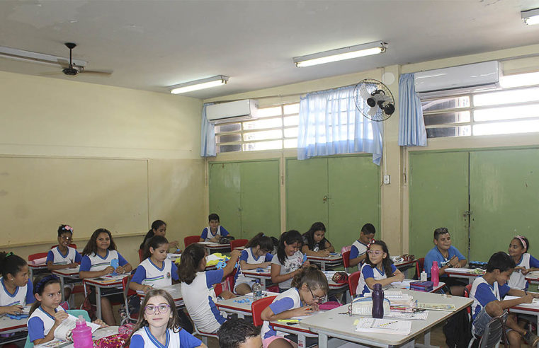 EM GUAÍRA: PREFEITURA DÁ SEQUENCIA A PROJETO DE CLIMATIZAÇÃO DAS SALAS DE AULAS DAS ESCOLAS MUNICIPAIS