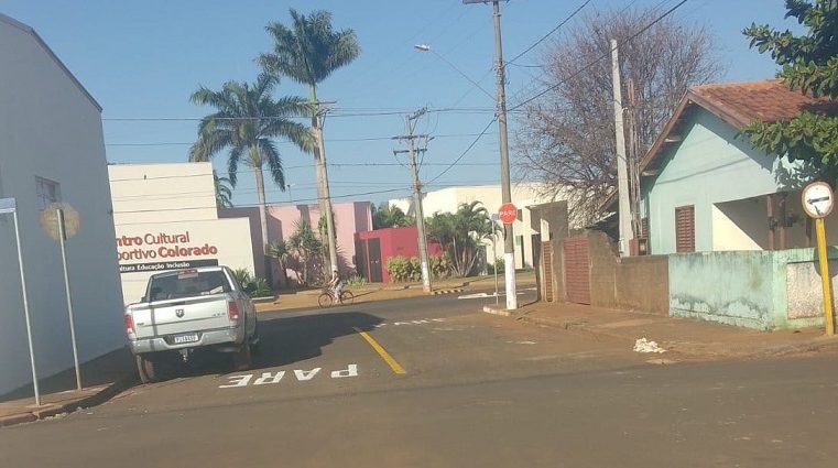 EM GUAÍRA: ATENÇÃO MOTORISTAS: TRECHOS DA AVENIDA 27 E DA RUA 4, NO BAIRRO BOM JESUS, AGORA SÃO DE MÃO DUPLA