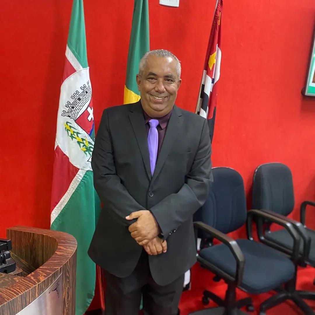 EM GUAÍRA: DENIR FERREIRA AGRADECE PELA ELEIÇÃO DE PRESIDENTE DA CÂMARA MUNICIPAL