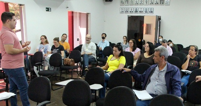 GUAÍRA PARTICIPA DE PROJETO DE EDUCAÇÃO AMBIENTAL DO COMITÊ DA BACIA HIDROGRÁFICA DO BAIXO PARDO/GRANDE