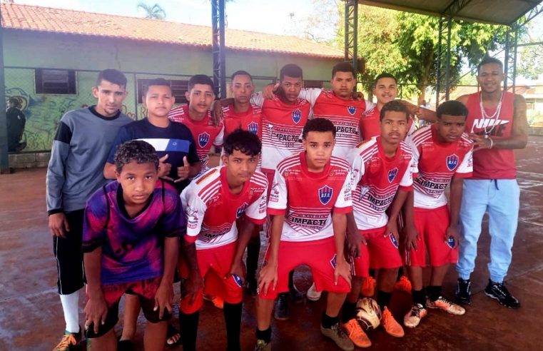 TAÇA GUAÍRA DE FUTSAL INFANTIL TEVE RODADA NA QUADRA DA VILA APARECIDA