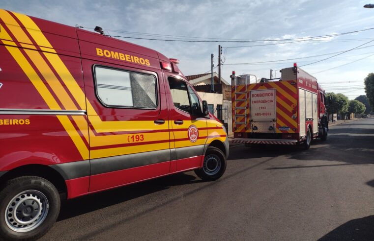 INCÊNDIO DESTRÓI CASA EM BARRETOS