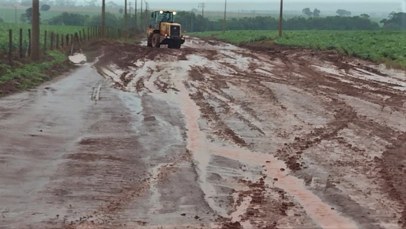 PREFEITURA CONFIRMA AÇÕES PARA MELHORIA DA ESTRADA DO GUARITÁ, EM GUAÍRA