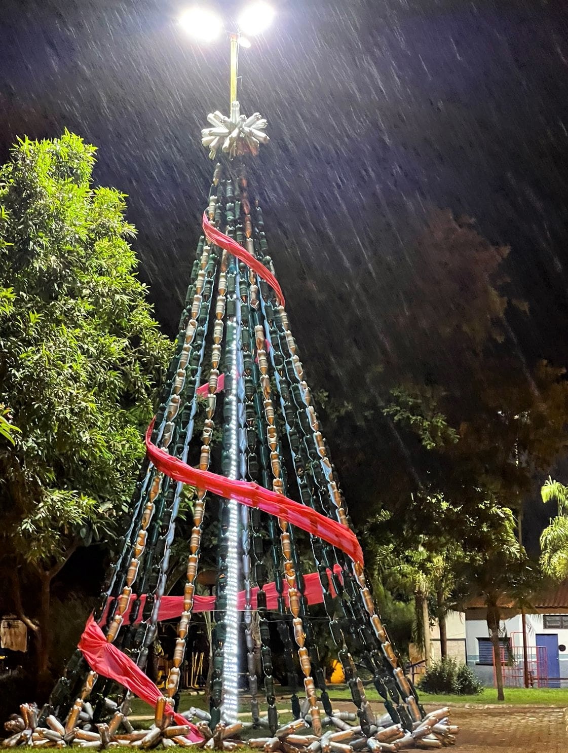 PREFEITURA DE IPUÃ PREPARA CHEGADA DO PAPAI NOEL