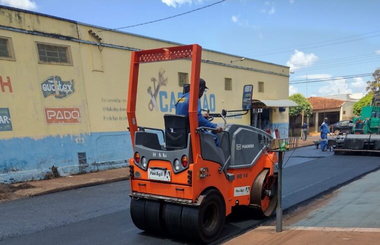 APÓS RECLAMAÇÃO DA POPULAÇÃO, PREFEITURA DE GUAÍRA FAZ RECAPE ASFÁLTICO NA AVENIDA 21