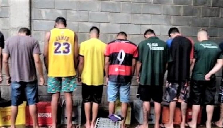 CERVEJA FALSA: POLÍCIA DETÉM 12 PESSOAS POR FALSIFICAÇÃO DE BEBIDAS EM RIBEIRÃO PRETO