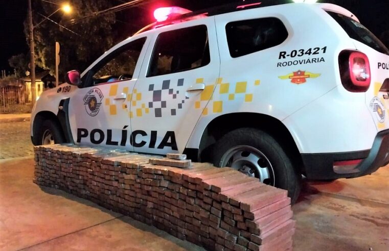 POLÍCIA RODOVIÁRIA APREENDE 415 TABLETES DE MACONHA EM ITUVERAVA