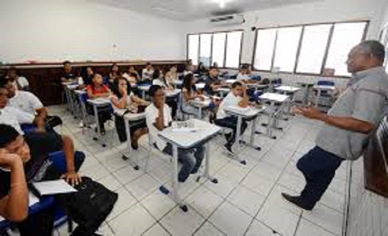 ATENÇÃO ESTUDANTES DE GUAÍRA E REGIÃO: ANO LETIVO DA REDE ESTADUAL DE ENSINO COMEÇA EM 3 DE FEVEREIRO