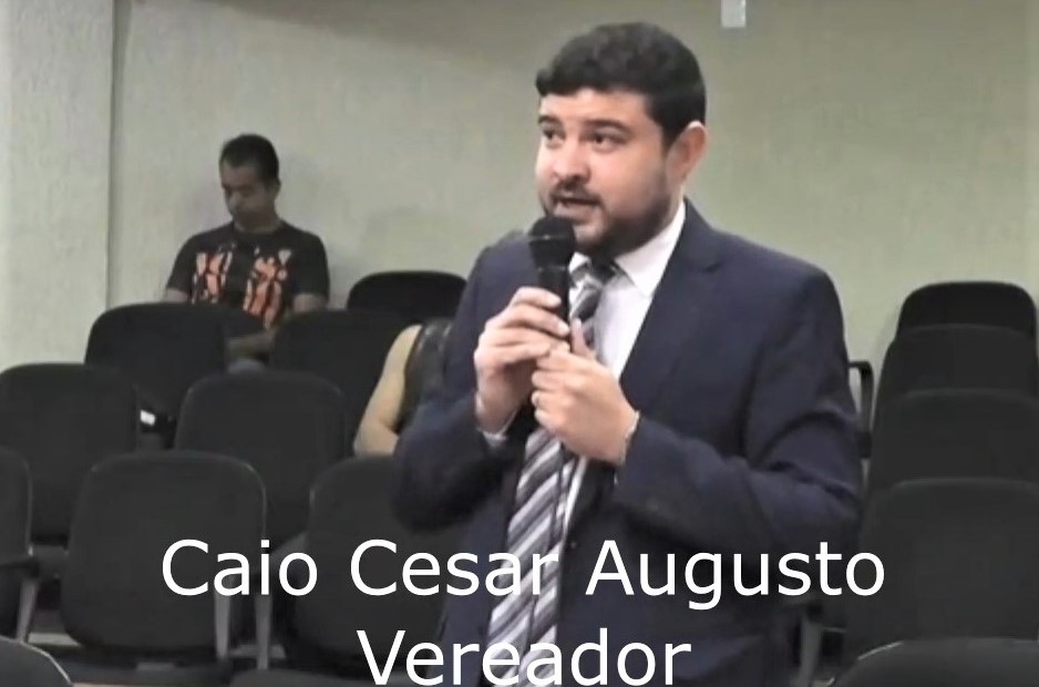 VEREADOR CAIO AUGUSTO QUESTIONA GASTOS COM PROPAGANDA FEITOS PELA PREFEITURA DE GUAÍRA