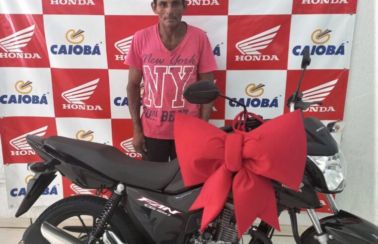 REALIZANDO SONHOS. JOSÉ REINALDO DOS SANTOS COM SUA CG 160 FAN, 0 KM. OBRIGADA POR CONFIAR NA CAIOBÁ GUAÍRA. VOCÊ TAMBÉM PODE TER SUA MOTO. FALE COM A ANDRÉIA NA CAIOBÁ GUAÍRA.