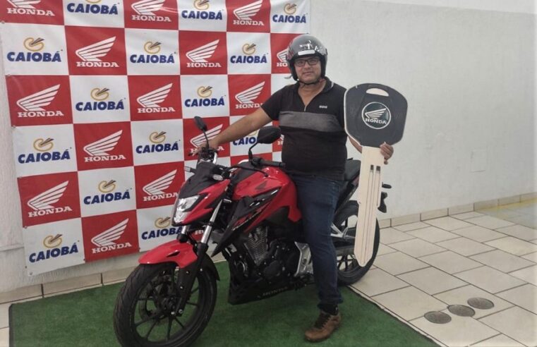 REALIZANDO SONHOS. ROGÉRIO ARQUIMAN NA CAIOBÁ GUAÍRA COM SUA CB 300F TWISTER COM ABS, O KM. OBRIGADA PELA CONFIANÇA. VOCÊ TAMBÉM PODE TER A SUA SUA. FALE COM A ANDRÉIA!!!