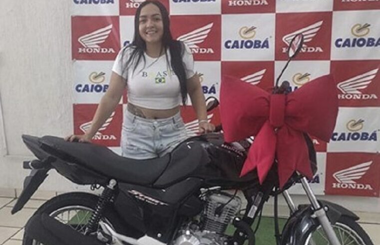 REALIZANDO SONHOS: TAILE RODRIGUES COM SUA HONDA CG 160 START. VENHA VOCÊ TAMBÉM PARA A CAIOBÁ GUAÍRA. SÃO DIVERSOS MODELOS COM AS MELHORES CONDIÇÕES DE PAGAMENTO. FALE COM A ANDRÉIA E CONQUISTA SUA LIBERDADE!!!