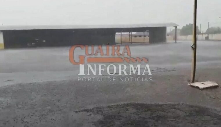 AGORA. VÍDEO: CHUVA FORTE, COM RAJADAS DE VENTO, ATINGEM MIGUELÓPOLIS