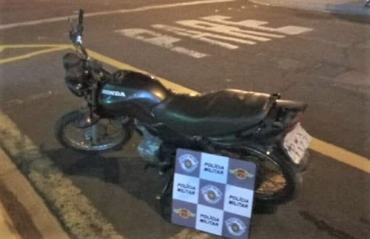 MOTO FURTADA EM GUAÍRA É RECUPERADA NA RODOVIA ASSIS CHATEAUBRIAND. SUSPEITO FOI PRESO