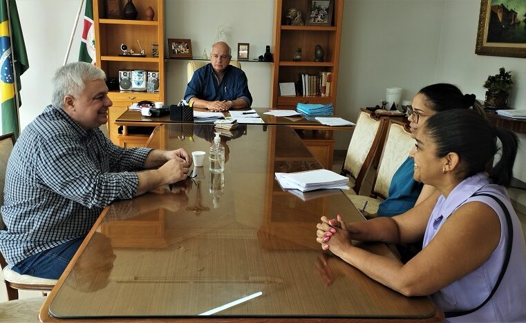 APÓS MUITAS RECLAMAÇÕES, NOVO CIRURGIÃO GERAL PASSA A ATENDER EM GUAÍRA