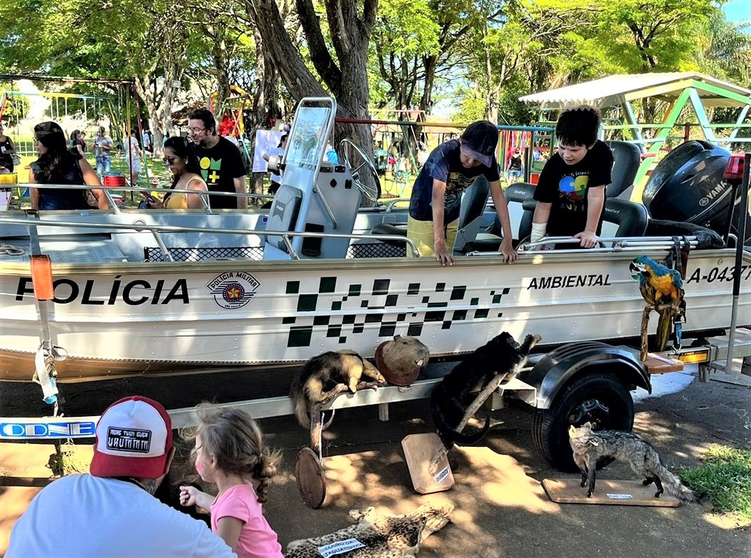 POLÍCIA AMBIENTAL PARTICIPA DE ATIVIDADE EDUCATIVA COM CRIANÇAS DENTRO DO ESPECTRO AUTISTA EM FRANCA