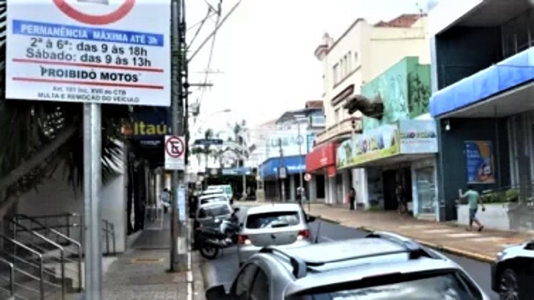 COBRANÇA NA ZONA AZUL DE BARRETOS SERÁ RETOMADA NO DIA 15 DE MAIO, CONFIRMA SECRETÁRIO