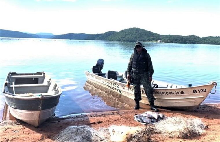 PESCADORES SÃO AUTUADOS NO RIO GRANDE, EM RIFAINA