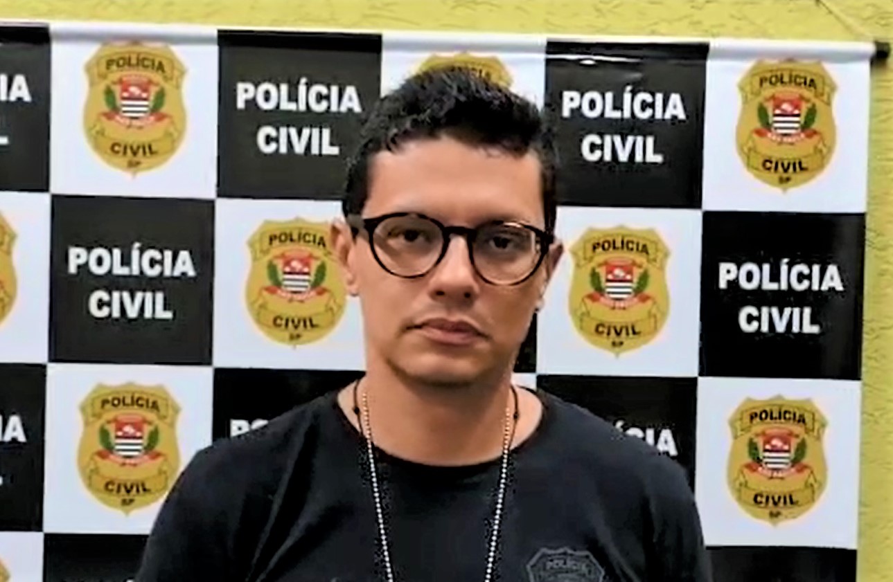 DELEGADO RAFAEL DOMINGOS COMENTA AÇÃO DA POLICIA CIVIL DE BARRETOS QUE RECUPEROU CAMINHÕES E CARGAS ROUBADAS EM DESMANCHE