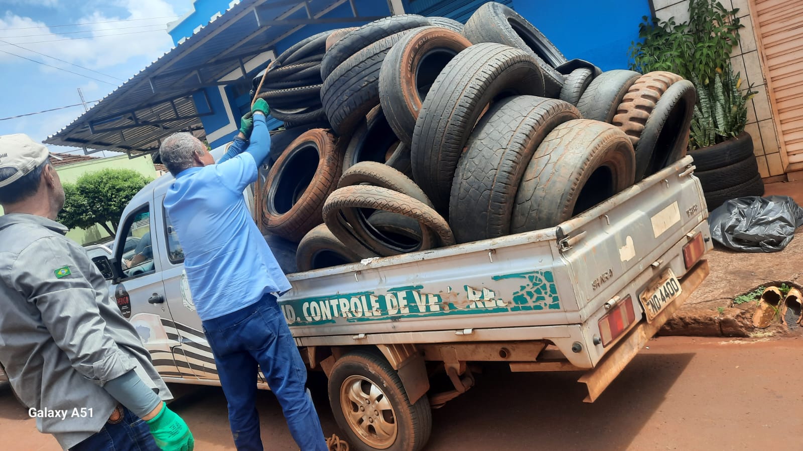 COM QUASE 600 CASOS DE DENGUE, PREFEITURA DE GUAÍRA CONCLAMA POPULAÇÃO A AJUDAR