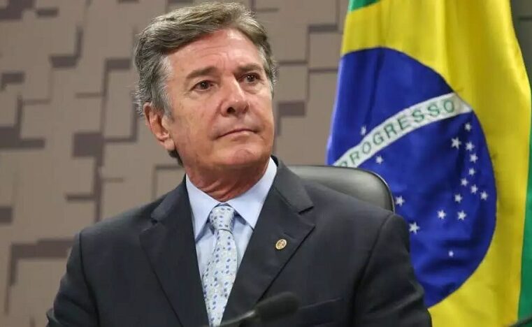 EX-PRESIDENTE FERNANDO COLLOR É CONDENADO A QUASE 9 ANOS DE PRISÃO PELO STF POR CORRUPÇÃO