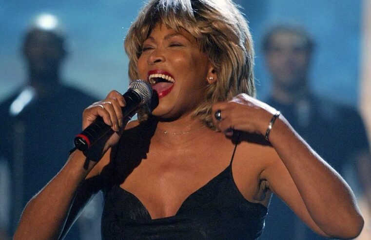 TINA TURNER, CANTORA AMERICANA RAINHA DO ROCK N’ ROLL, MORRE AOS 83 ANOS