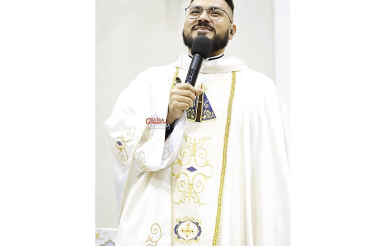 PADRE DIEGO, DE GUAÍRA, FALA SOBRE ENCERRAMENTO DA CAMPANHA CERCO DE JERICÓ DA IGREJA NOSSA SENHORA APARECIDA