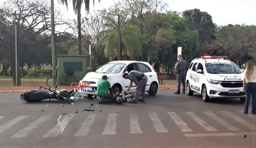 APÓS MAIS UM ACIDENTE, POPULAÇÃO COBRA DO GOVERNO MUNICIPAL CONSTRUÇÃO DE ROTATÓRIA PRÓXIMA A AABB EM GUAÍRA. OBRA É UMA REIVINDICAÇÃO DO VEREADOR ANDRÉ GREGÓRIO