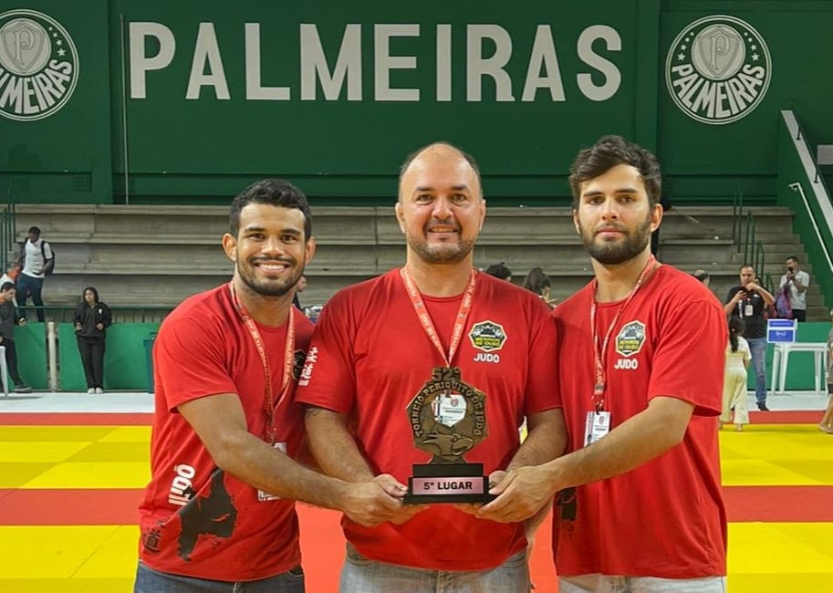 JUDOCAS GUAIRENSES CONQUISTAM MEDALHAS NO 52º TORNEIO PERIQUITO DE JUDÔ, EM SÃO PAULO